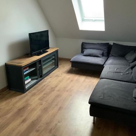 Apparemment Parigne L'Eveque Apartment Екстериор снимка
