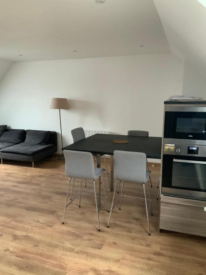 Apparemment Parigne L'Eveque Apartment Екстериор снимка